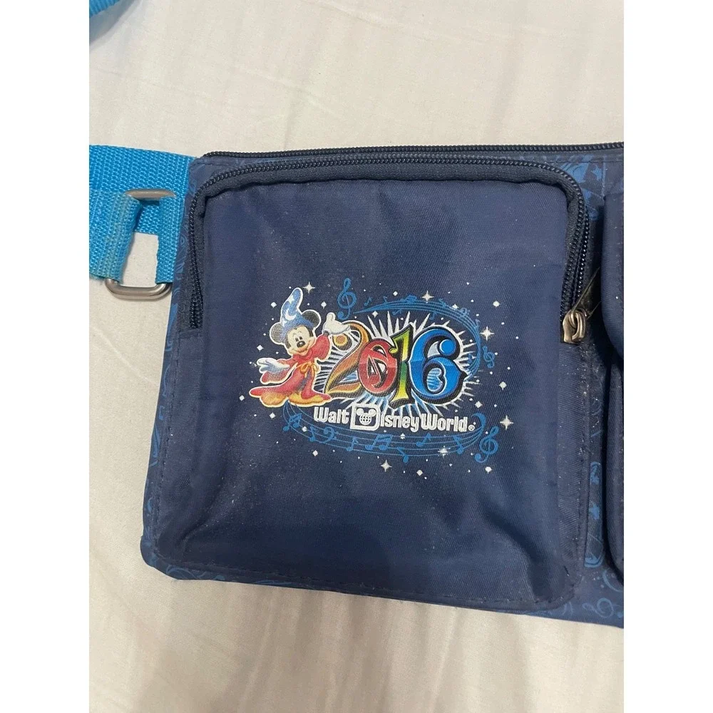 Walt Disney World Belt Bag/Fanny Pack 2016 Mickey Mouse EUC